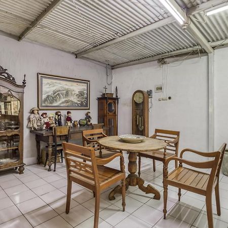 Reddoorz Hostel Near Adisucipto Airport Yogyakarta Kalasan Екстериор снимка