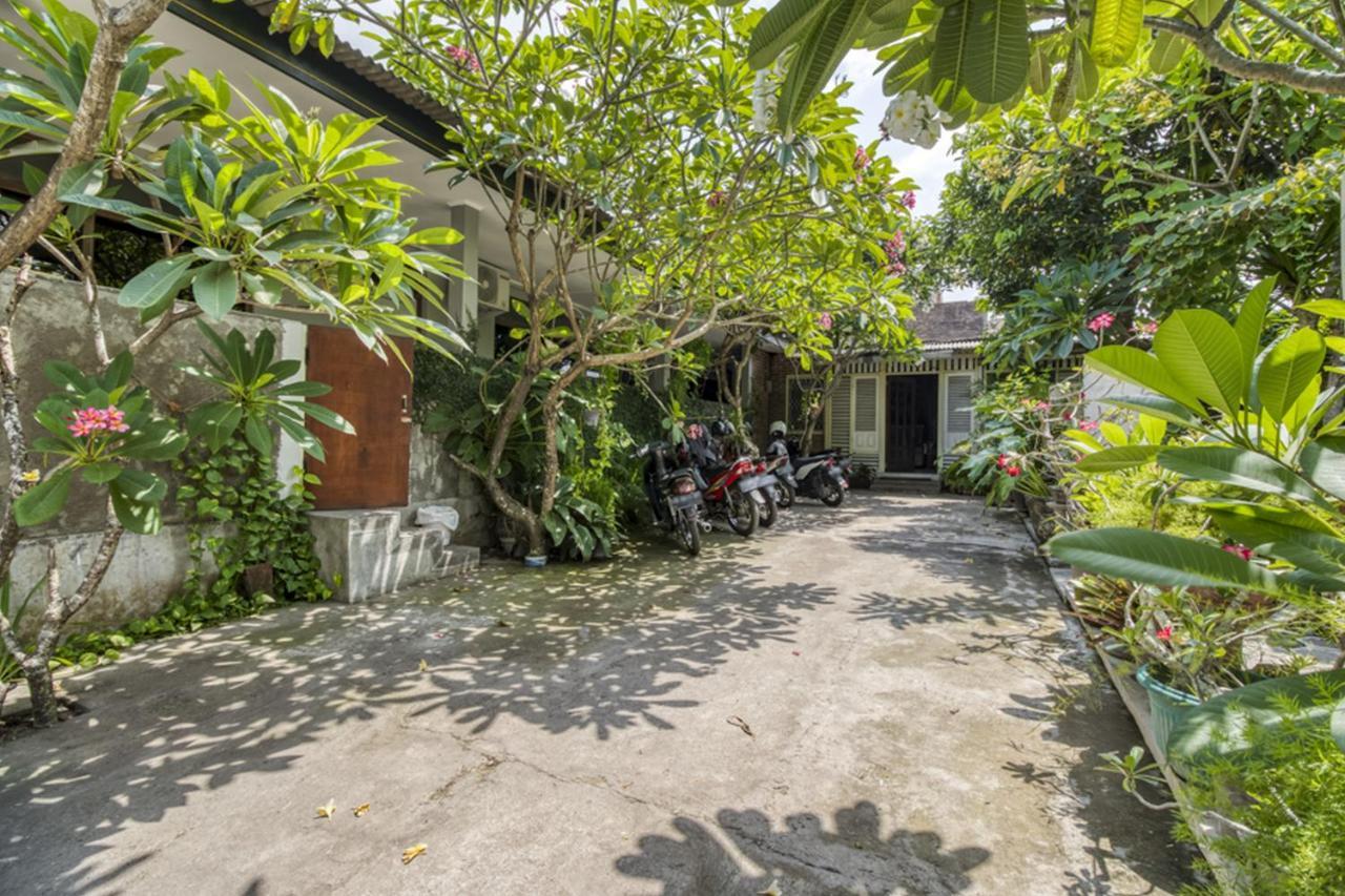Reddoorz Hostel Near Adisucipto Airport Yogyakarta Kalasan Екстериор снимка